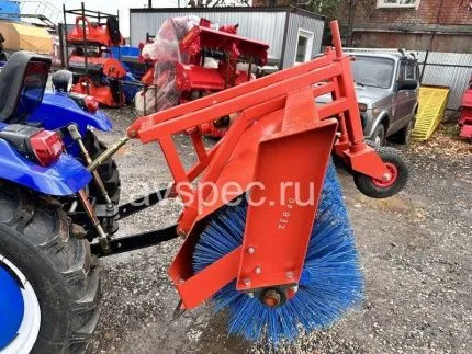 Коммунальная подметальная щетка