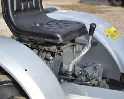 Трактор Трактор СКАУТ Т-220B 